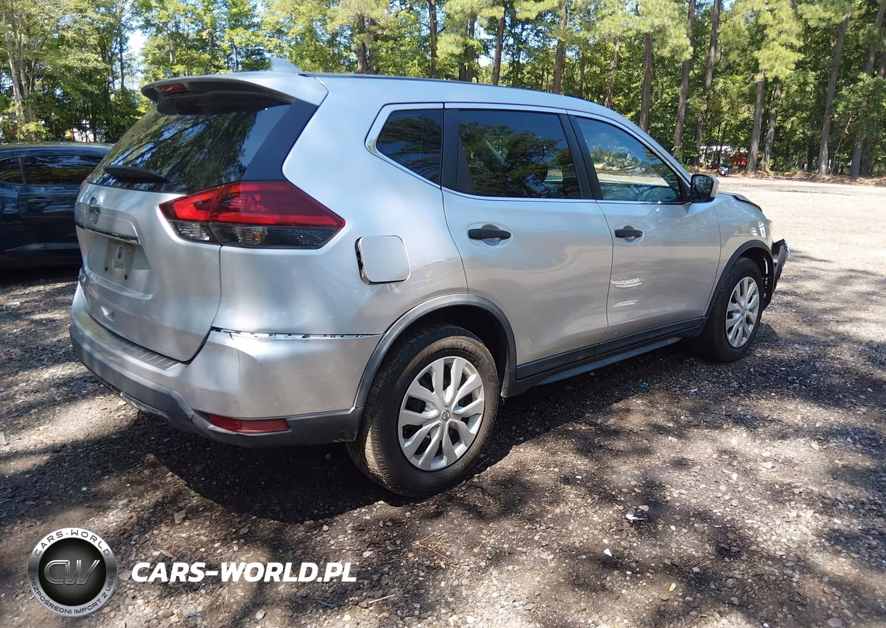 2018 Nissan Rogue S VIN:KNMAT2MT8JP617652 - 4
