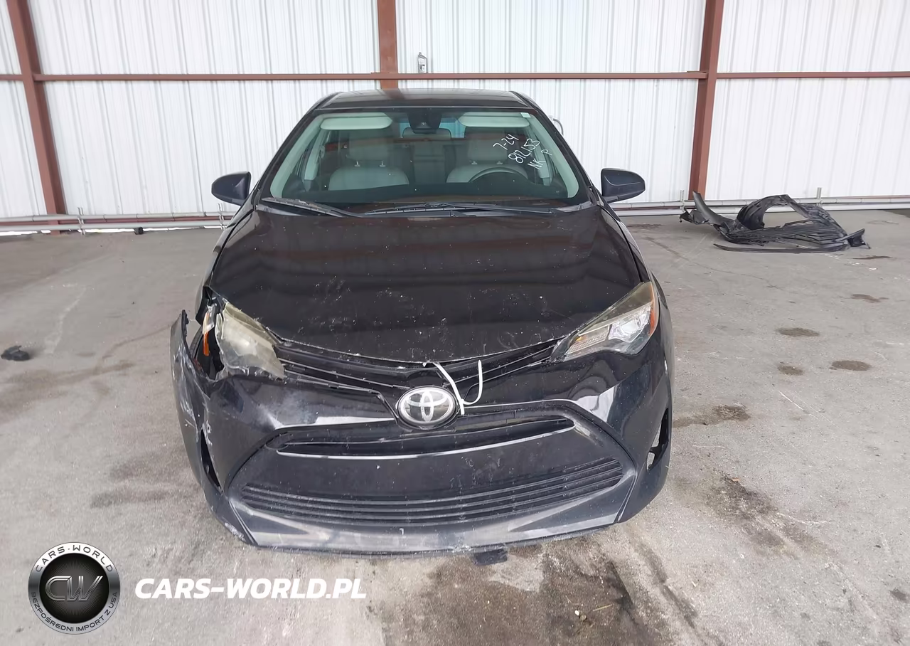 2017 Toyota Corolla Le VIN:2T1BURHE3HC812153 - 12