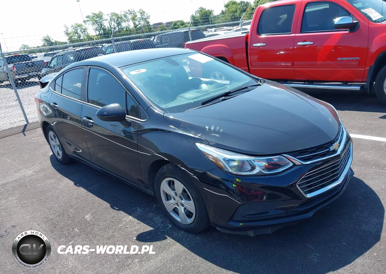 2017 Chevrolet Cruze Ls Auto – zdjęcie 1 z 10