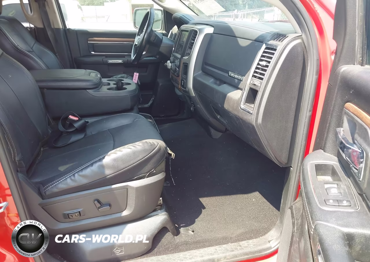 2018 Ram 1500 Laramie 4X4 5'7 Box VIN:1C6RR7NG0JS306463 - 5