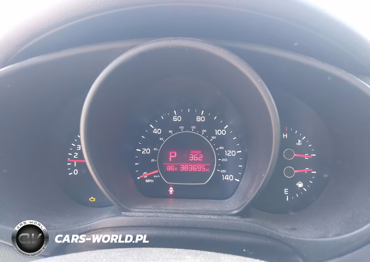2014 Kia Soul VIN:KNDJN2A24E7739128 - 7