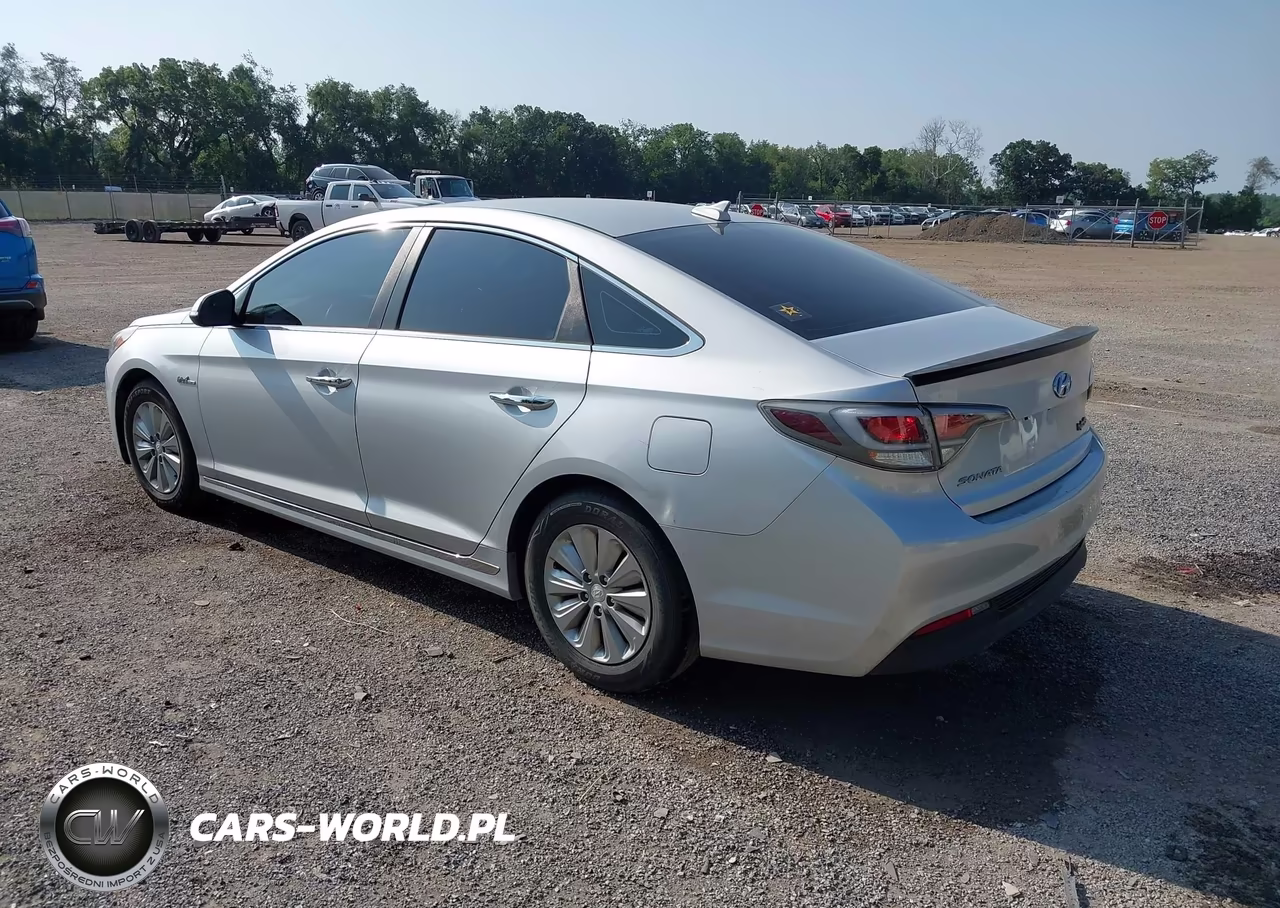 2016 Hyundai Sonata Hybrid Se VIN:KMHE24L1XGA035382 - 3