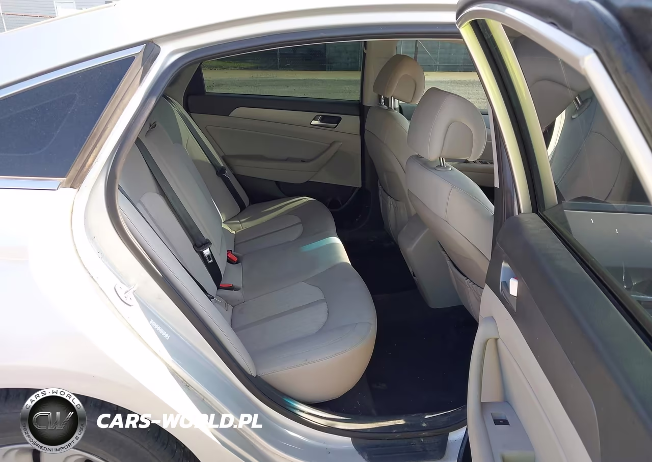 2016 Hyundai Sonata Hybrid Se VIN:KMHE24L1XGA035382 - 8