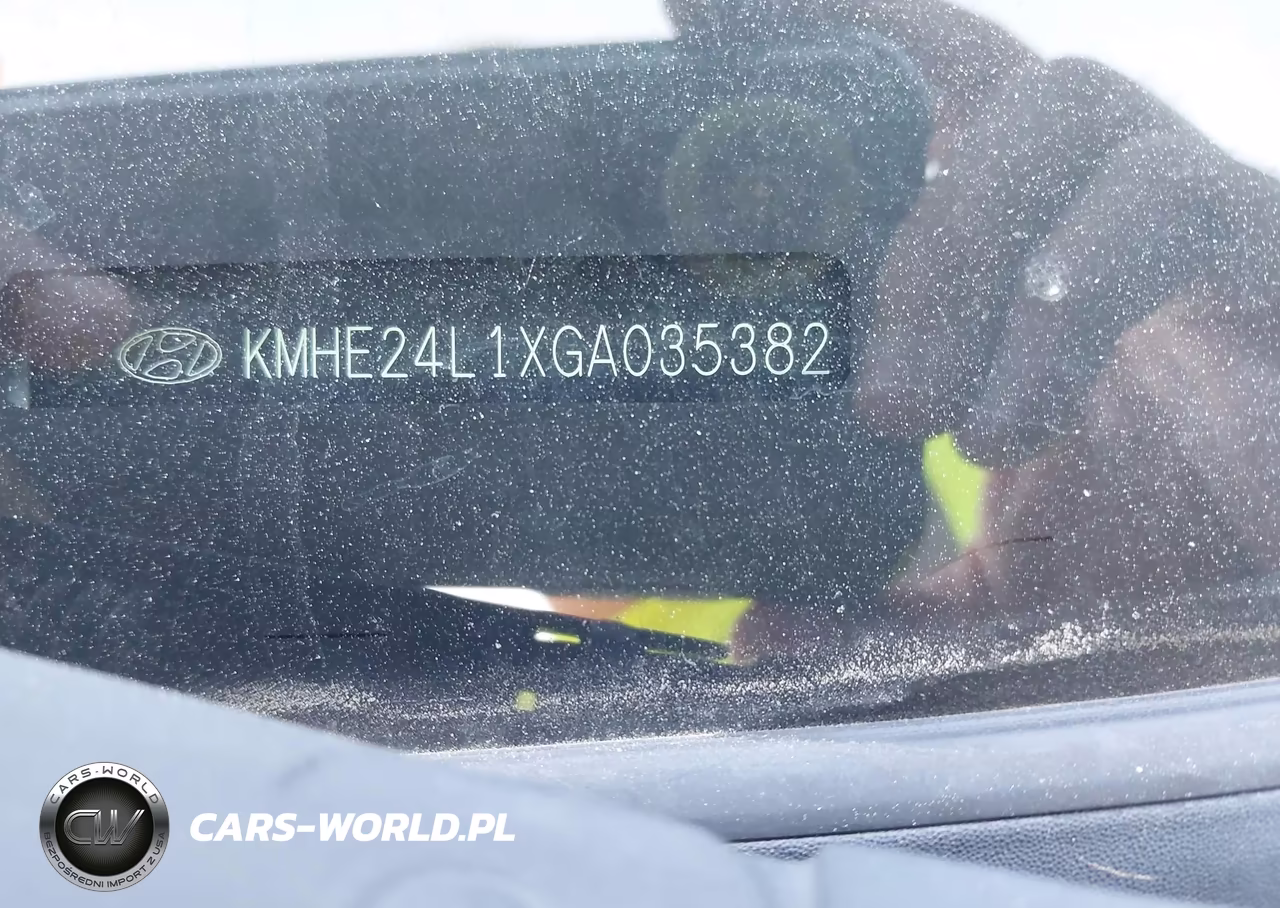 2016 Hyundai Sonata Hybrid Se VIN:KMHE24L1XGA035382 - 9