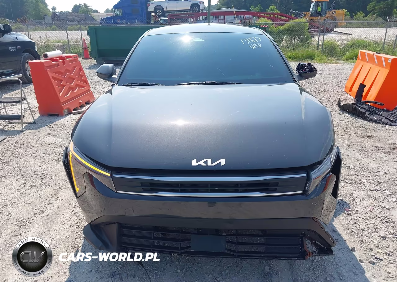 2025 Kia K4 Lxs VIN:3KPFT4DE8SE196147 - 12