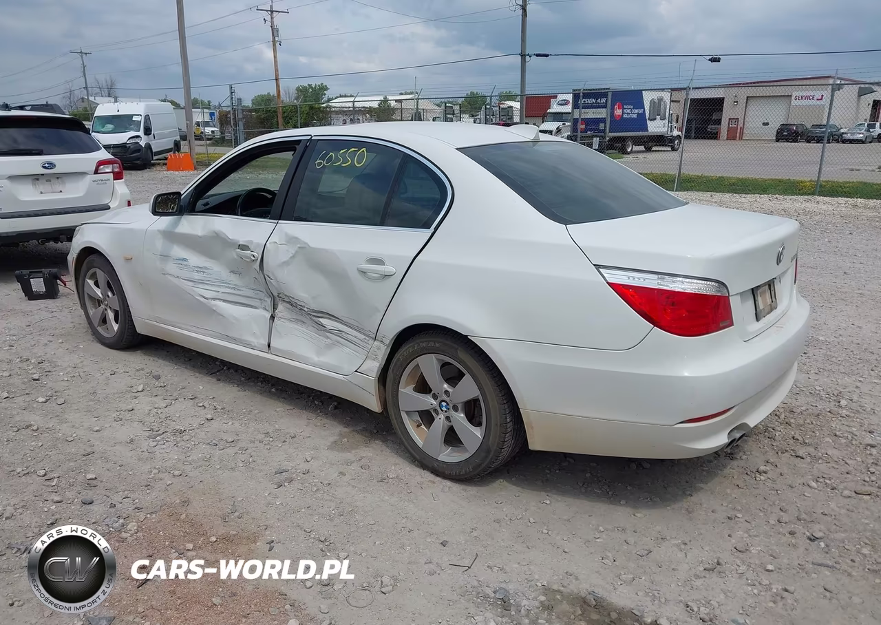 2008 BMW 528Xi VIN:WBANV13528CZ53496 - 3