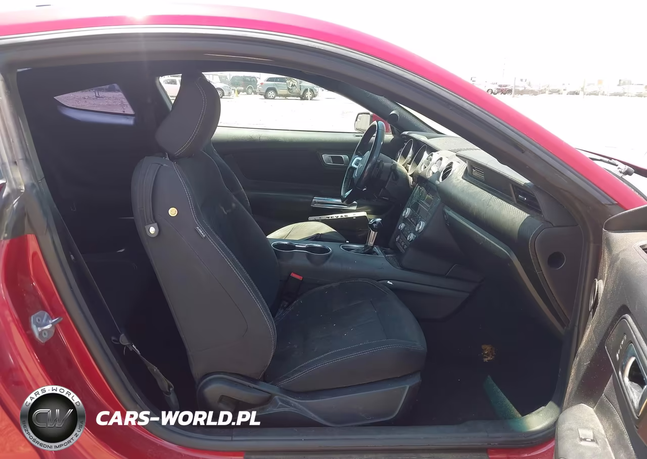 2020 Ford Mustang Ecoboost Fastback VIN:1FA6P8TH5L5158658 - 5