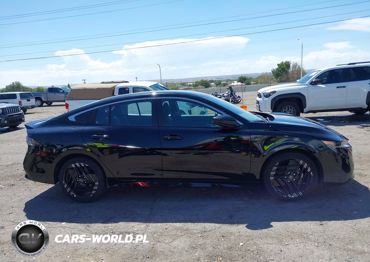 2026 Nissan Sentra Sr VIN:3N1AB9DVXTY235530 - 13
