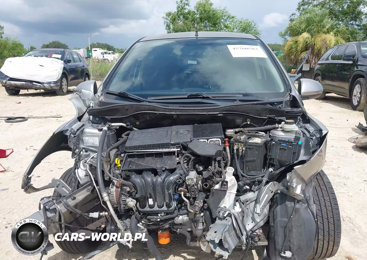 2011 Mazda Mazda2 Touring VIN:JM1DE1HY4B0110412 - 13