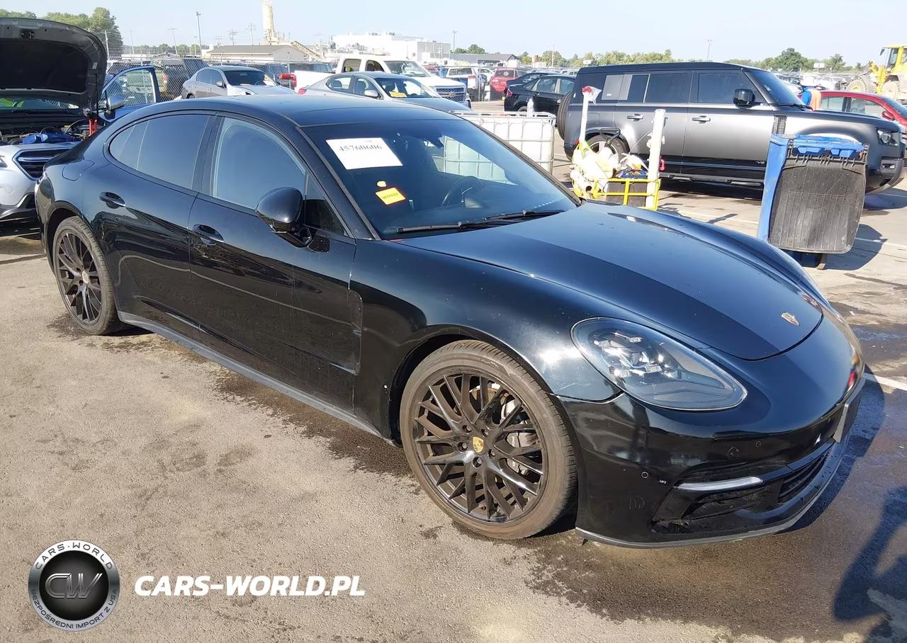 2019 Porsche Panamera 4