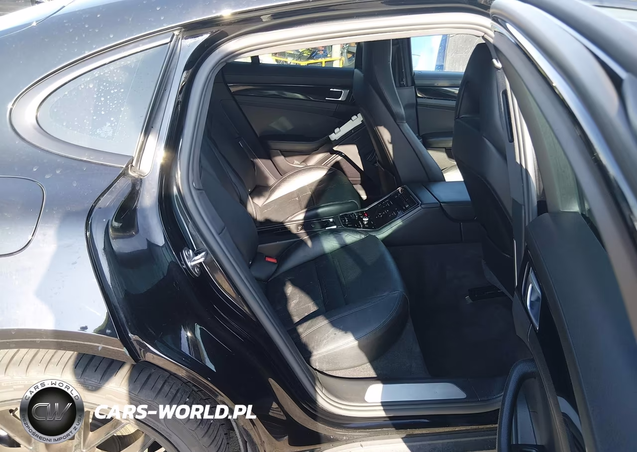 2019 Porsche Panamera 4 VIN:WP0AA2A73KL101303 - 8
