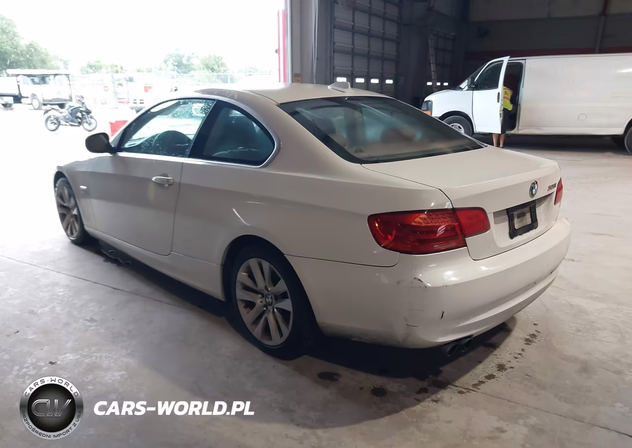 2011 BMW 328I xDrive VIN:WBAKF5C51BE656190 - 3