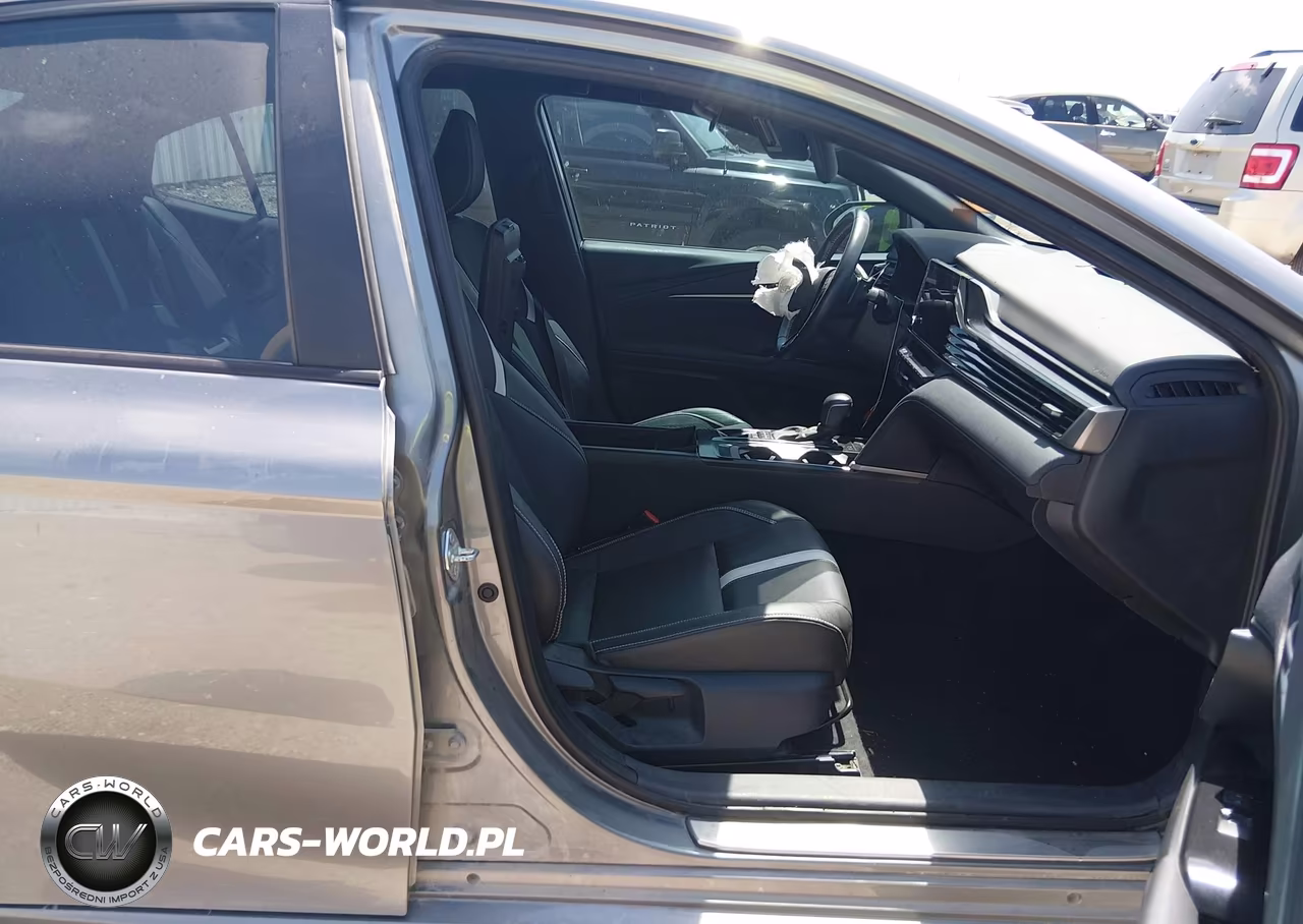 2025 Toyota Camry Se VIN:4T1DAACK0SU554499 - 5
