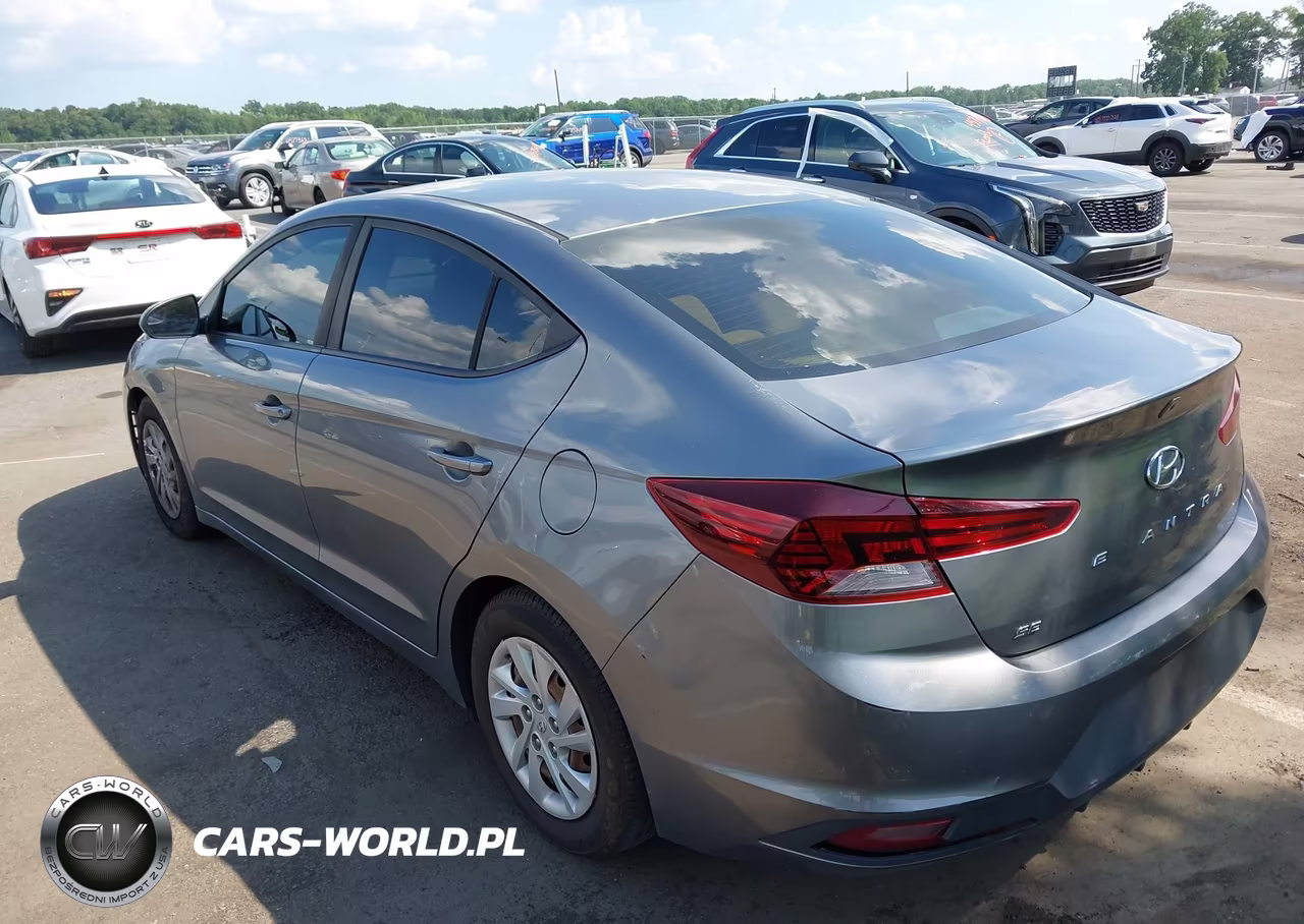 2019 Hyundai Elantra Se VIN:5NPD74LFXKH454606 - 3