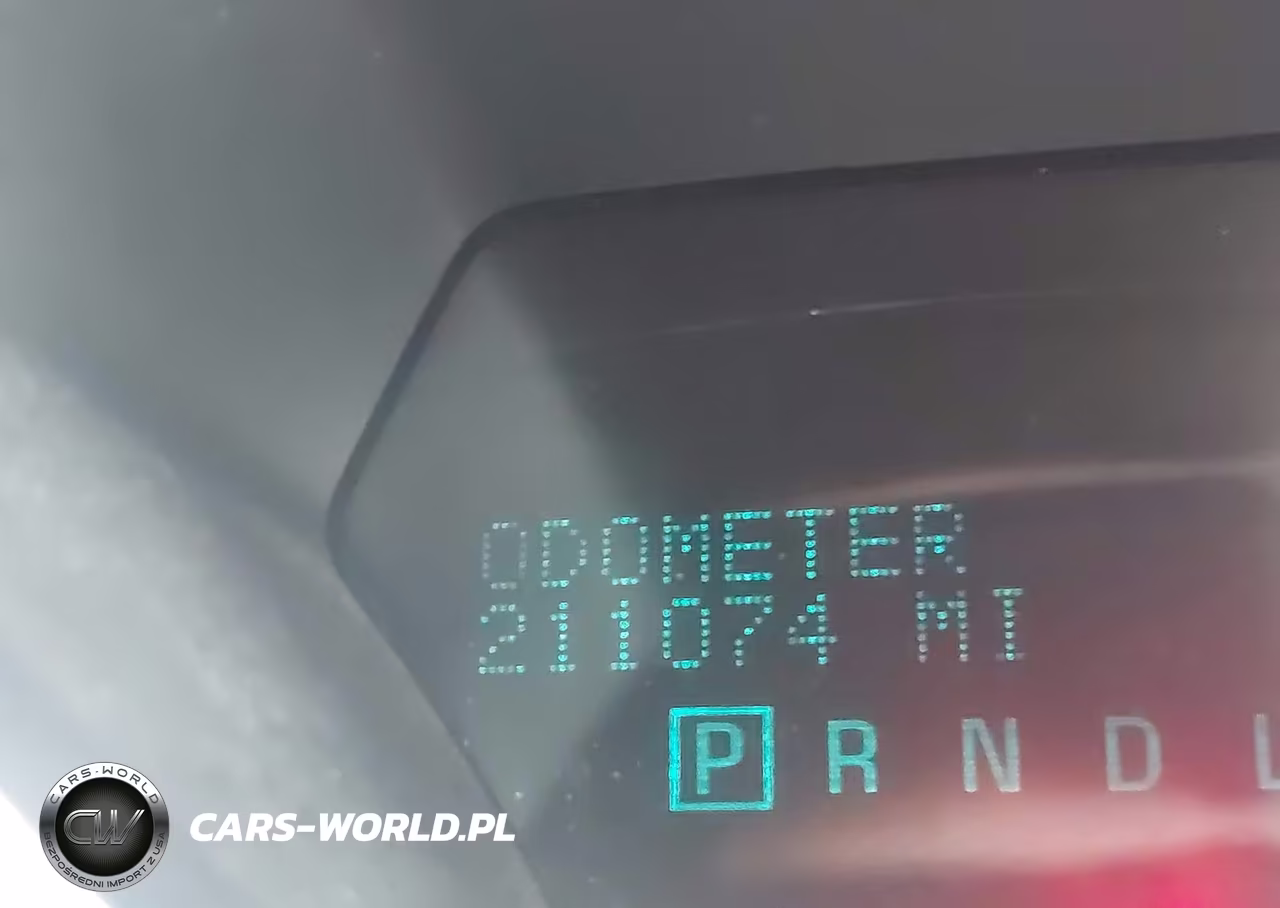 2017 Chevrolet Traverse Premier VIN:1GNKRJKD6HJ185169 - 15