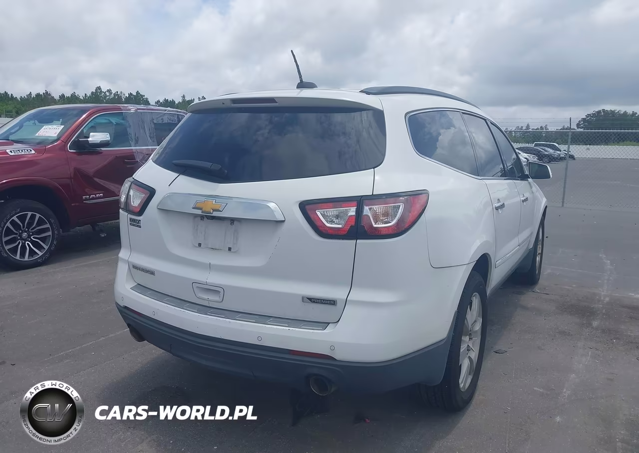 2017 Chevrolet Traverse Premier VIN:1GNKRJKD6HJ185169 - 4