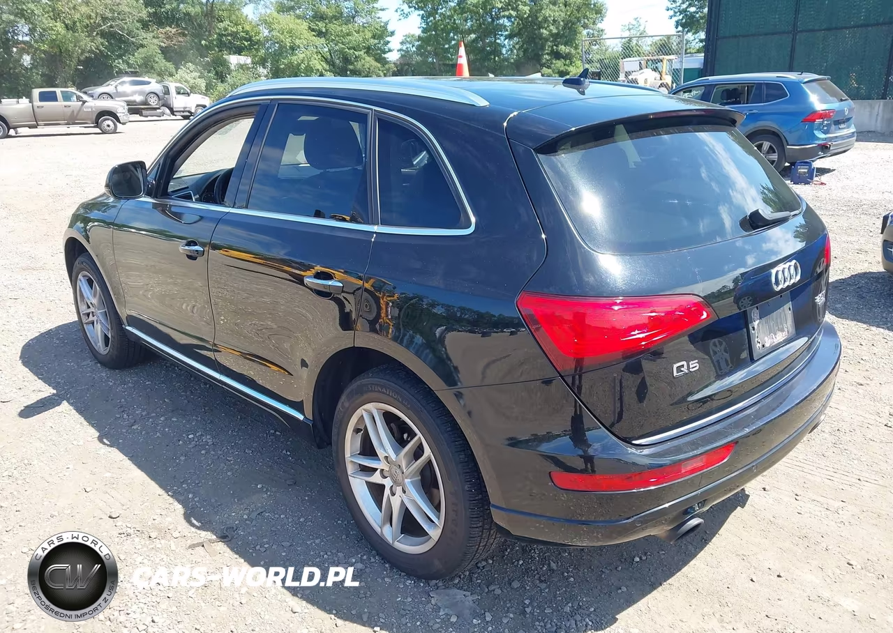 2017 Audi Q5 2.0T Premium VIN:WA1L2AFP9HA011807 - 3