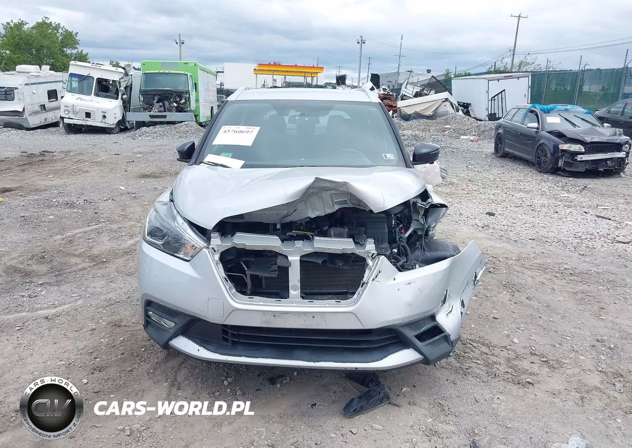 2018 Nissan Kicks Sr VIN:3N1CP5CU0JL525250 - 13