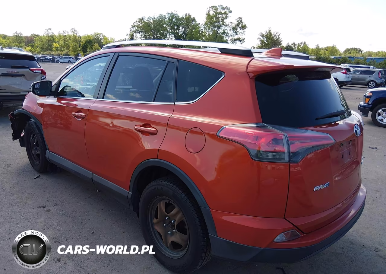 2016 Toyota Rav4 Le VIN:2T3BFREV6GW421386 - 3