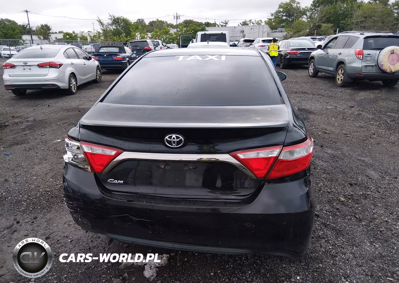 2015 Toyota Camry Se VIN:4T1BF1FK9FU072785 - 16