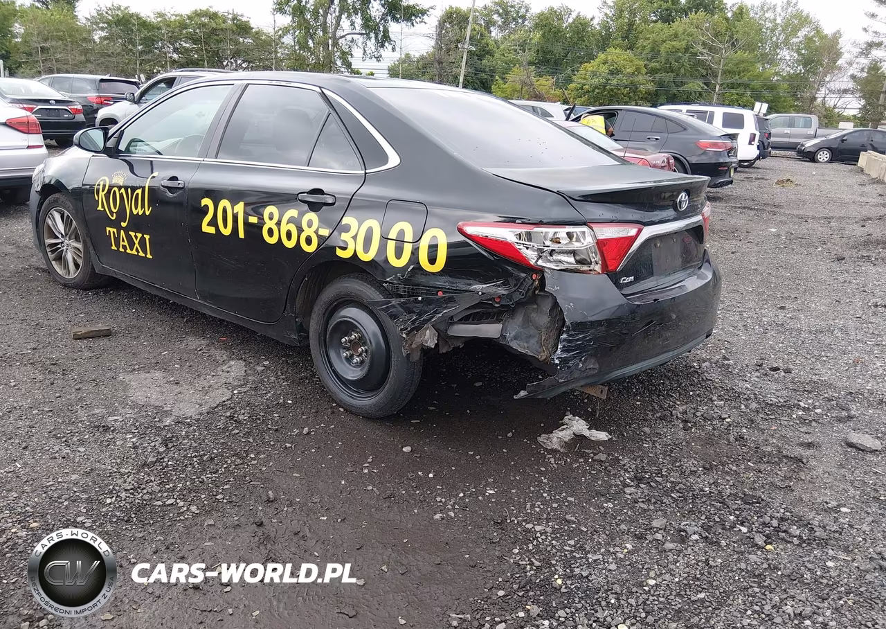 2015 Toyota Camry Se VIN:4T1BF1FK9FU072785 - 3