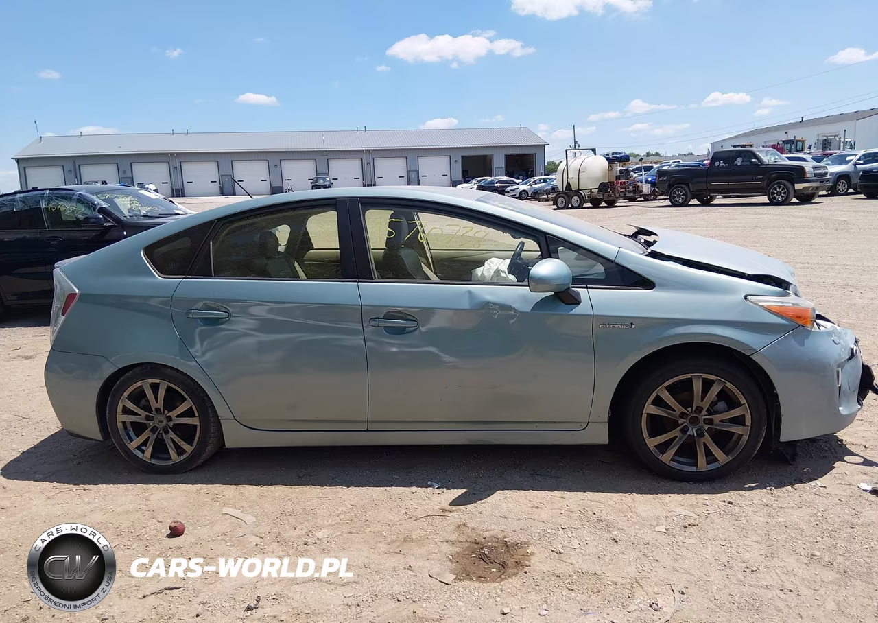 2012 Toyota Prius Five VIN:JTDKN3DU5C1600908 - 13
