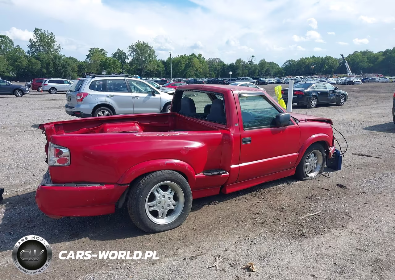 2000 Chevrolet S-10 Ls VIN:1GCCS14W7Y8155038 - 4