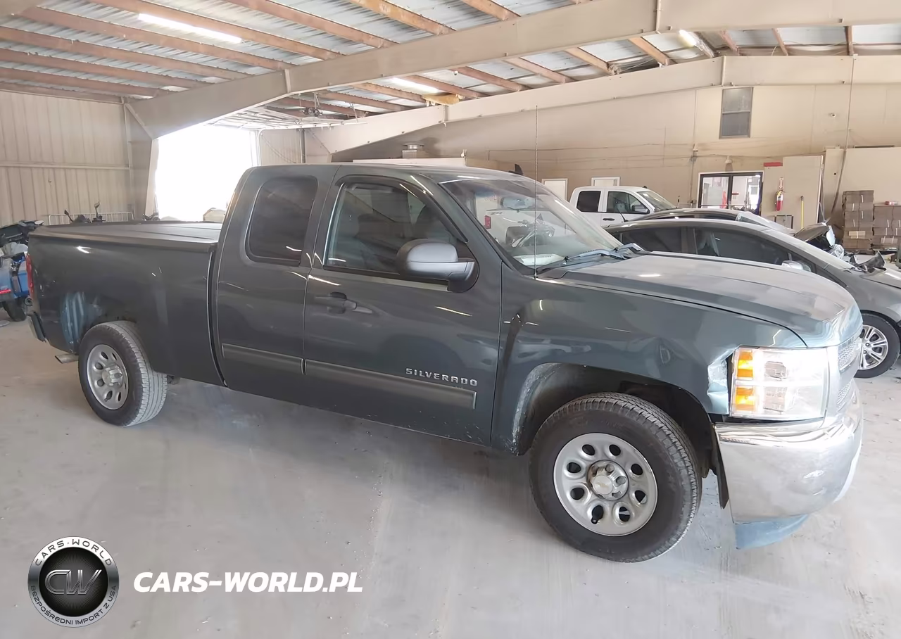2013 Chevrolet Silverado 1500 Ls VIN:1GCRCREA4DZ169802 - 13