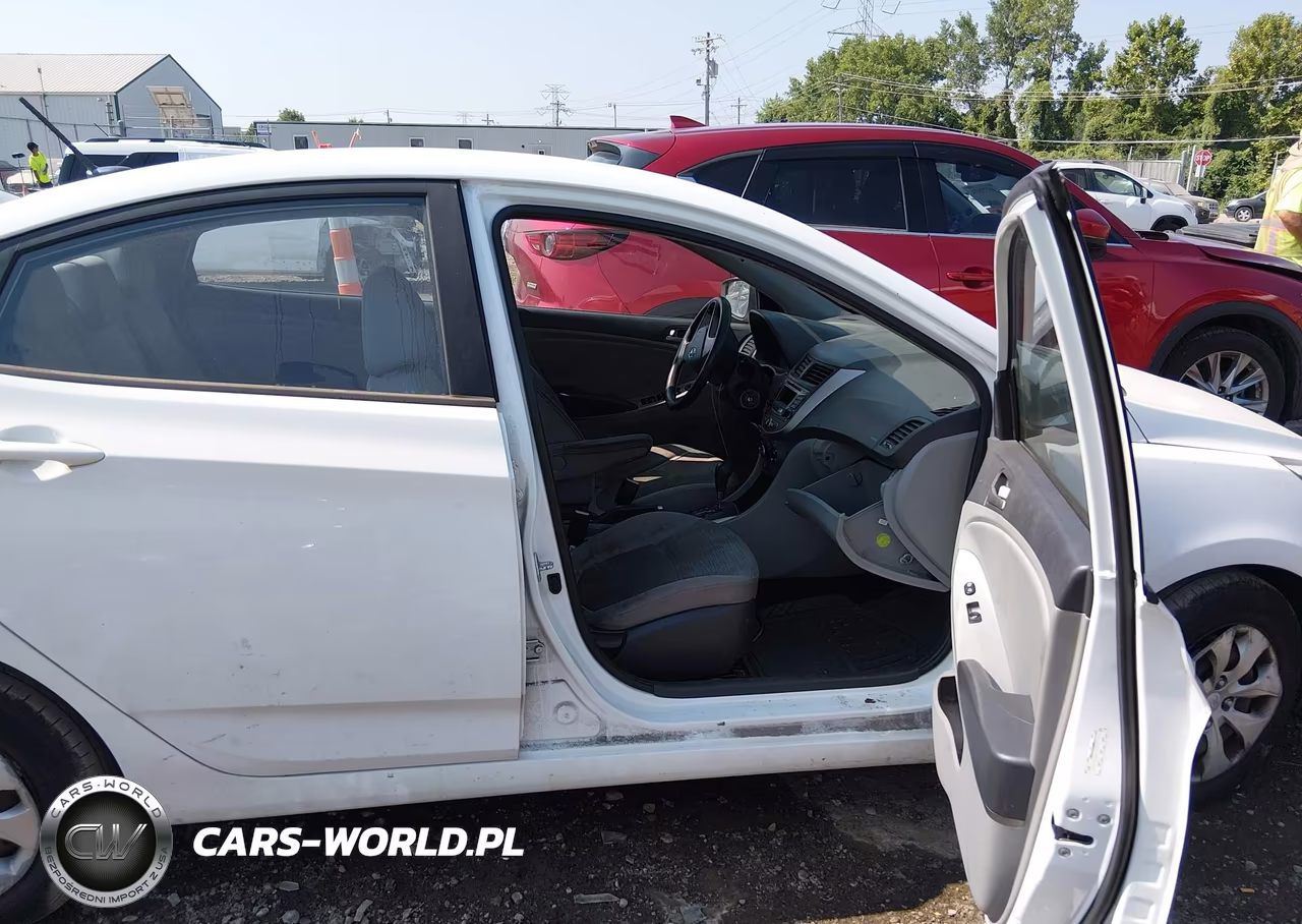 2015 Hyundai Accent Gls VIN:KMHCT4AE9FU827403 - 5