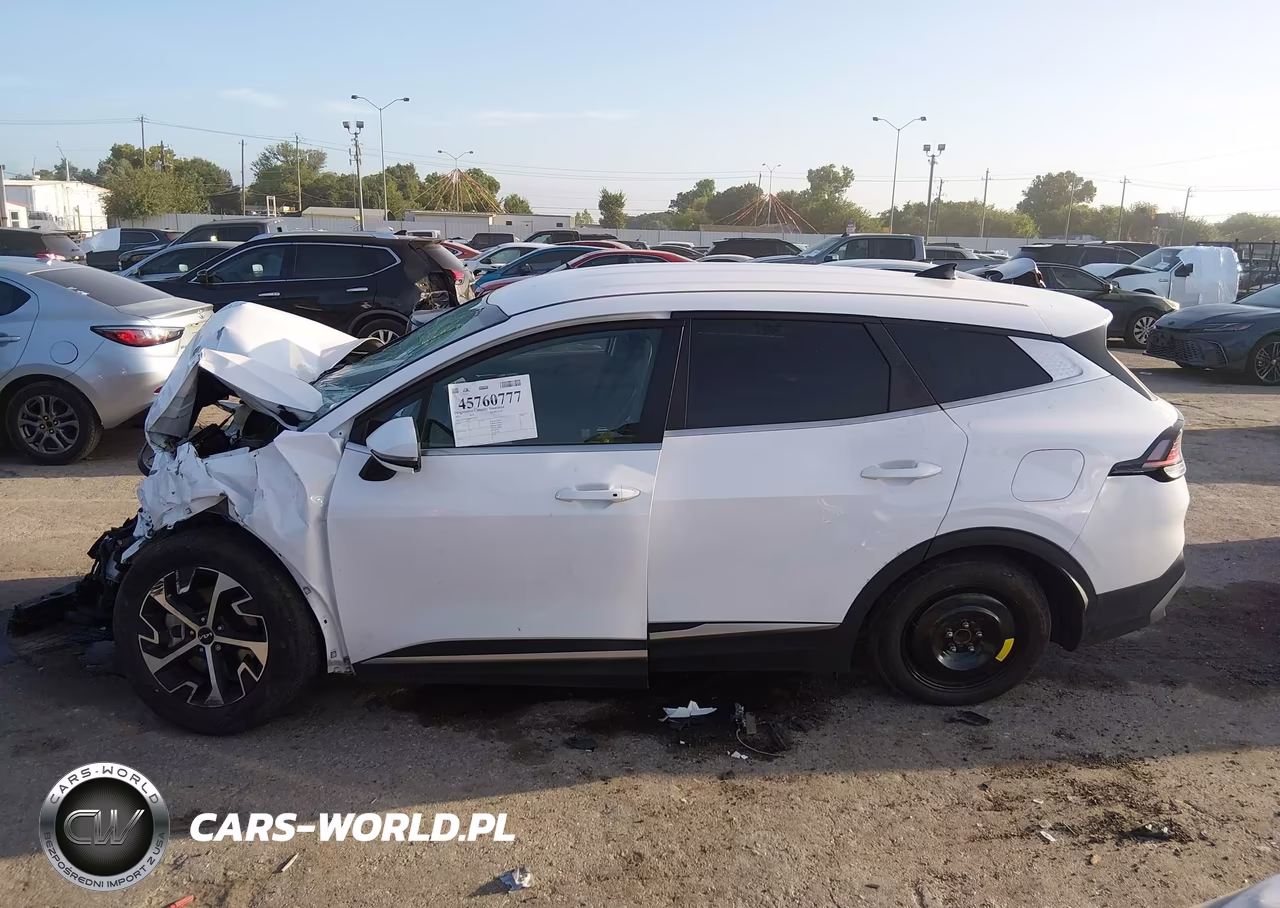 2025 Kia Sportage Ex VIN:5XYK33DF8SG240362 - 13