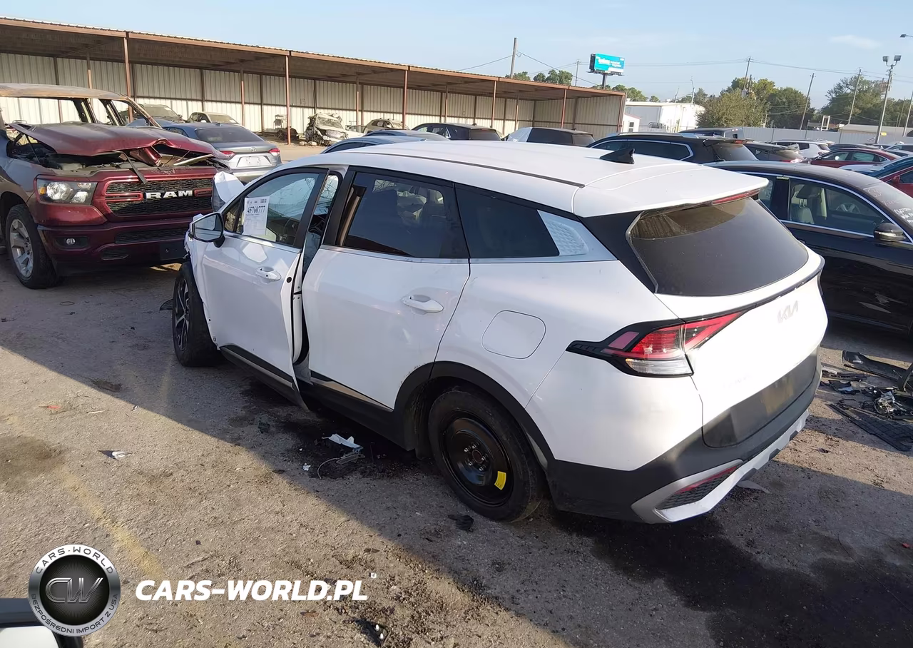 2025 Kia Sportage Ex VIN:5XYK33DF8SG240362 - 3