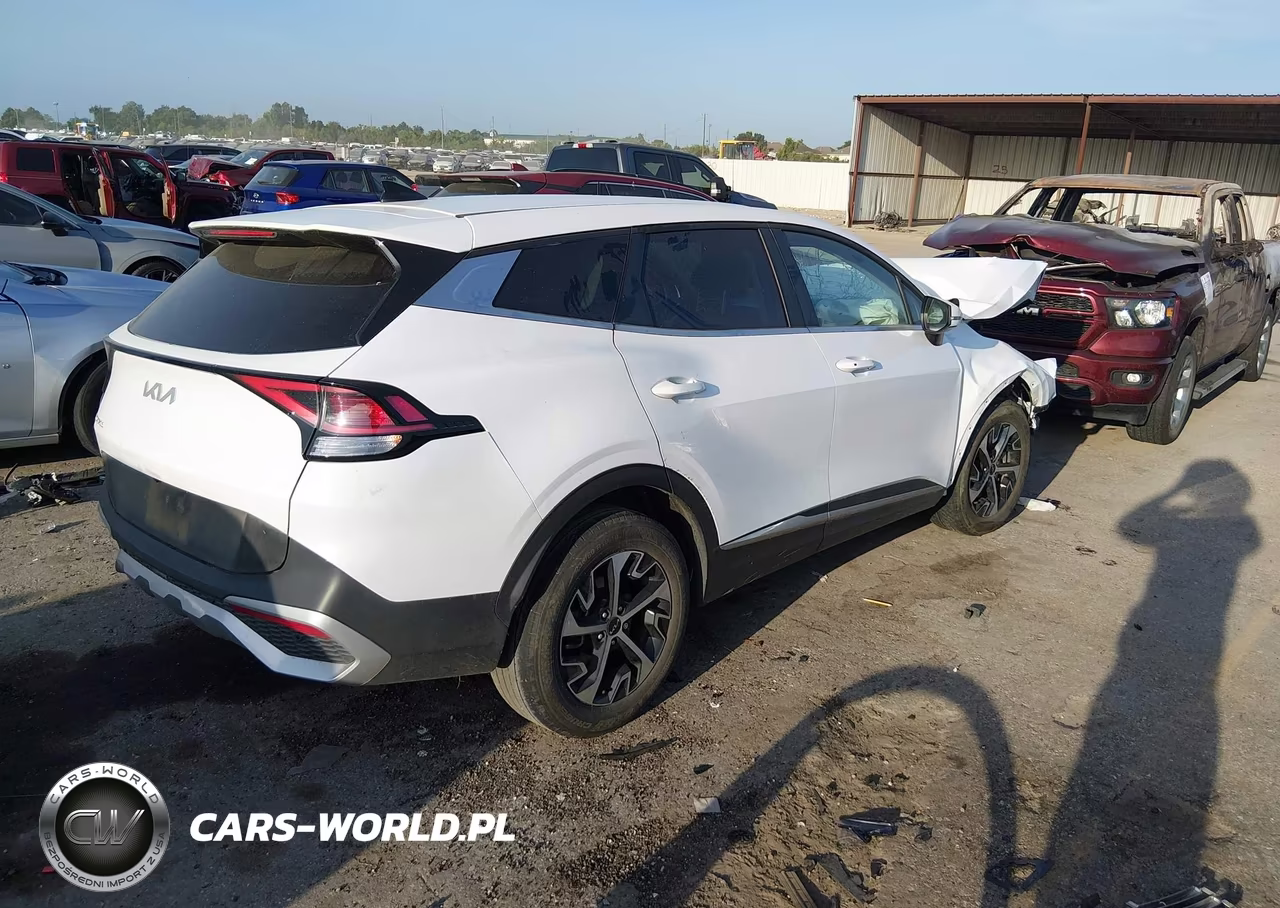 2025 Kia Sportage Ex VIN:5XYK33DF8SG240362 - 4
