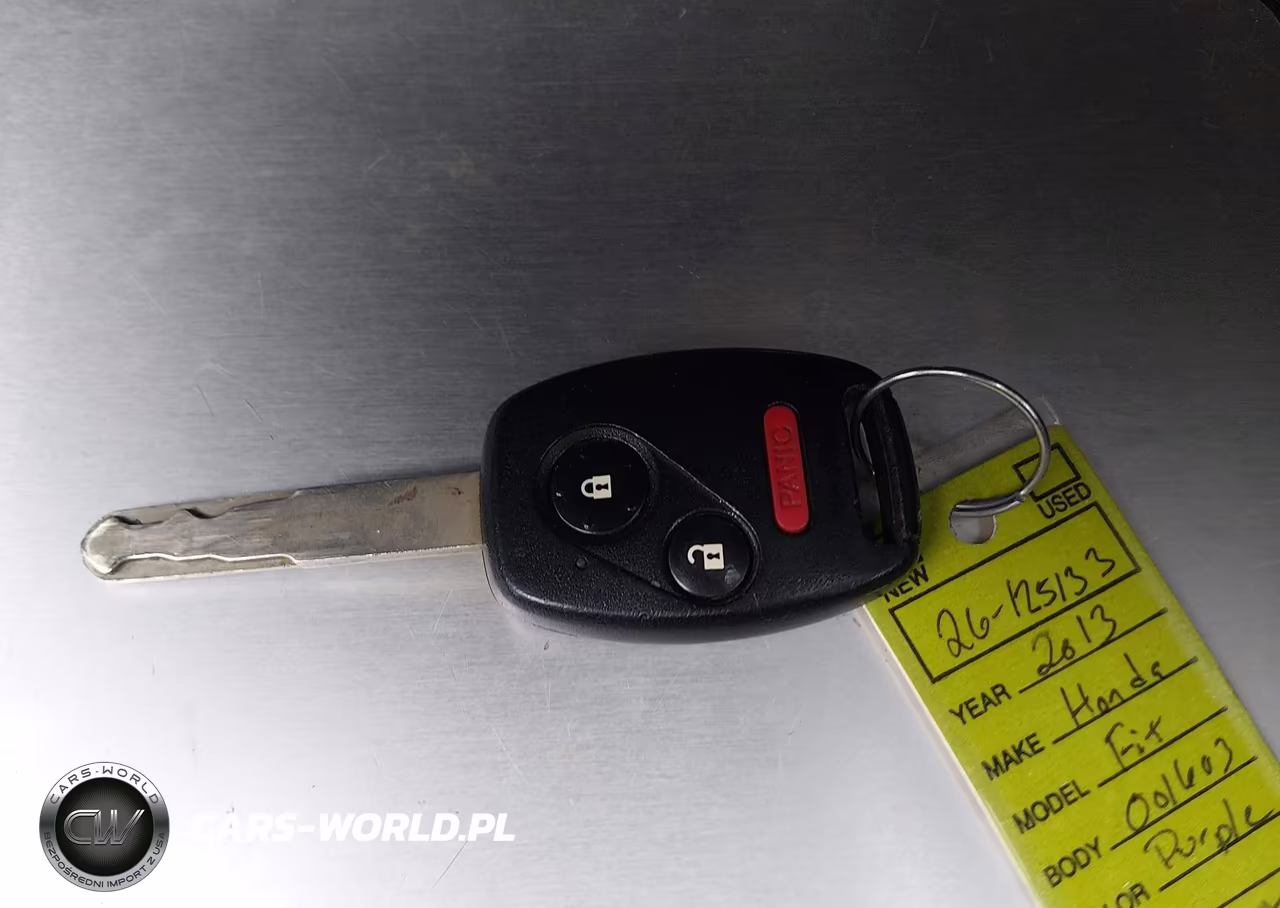 2013 Honda Fit Sport VIN:JHMGE8H59DC001603 - 11