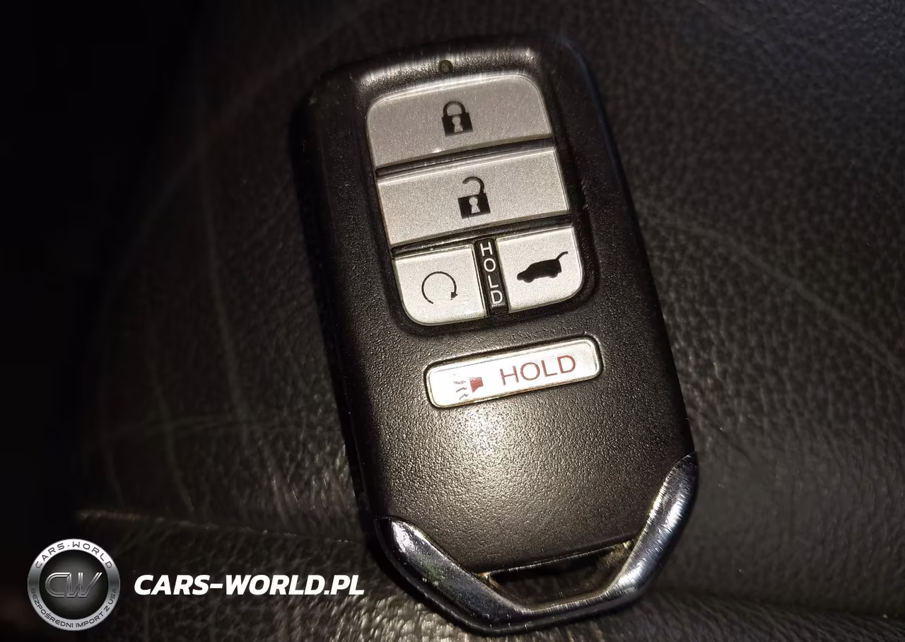 2018 Honda Pilot Touring VIN:5FNYF6H94JB006359 - 11