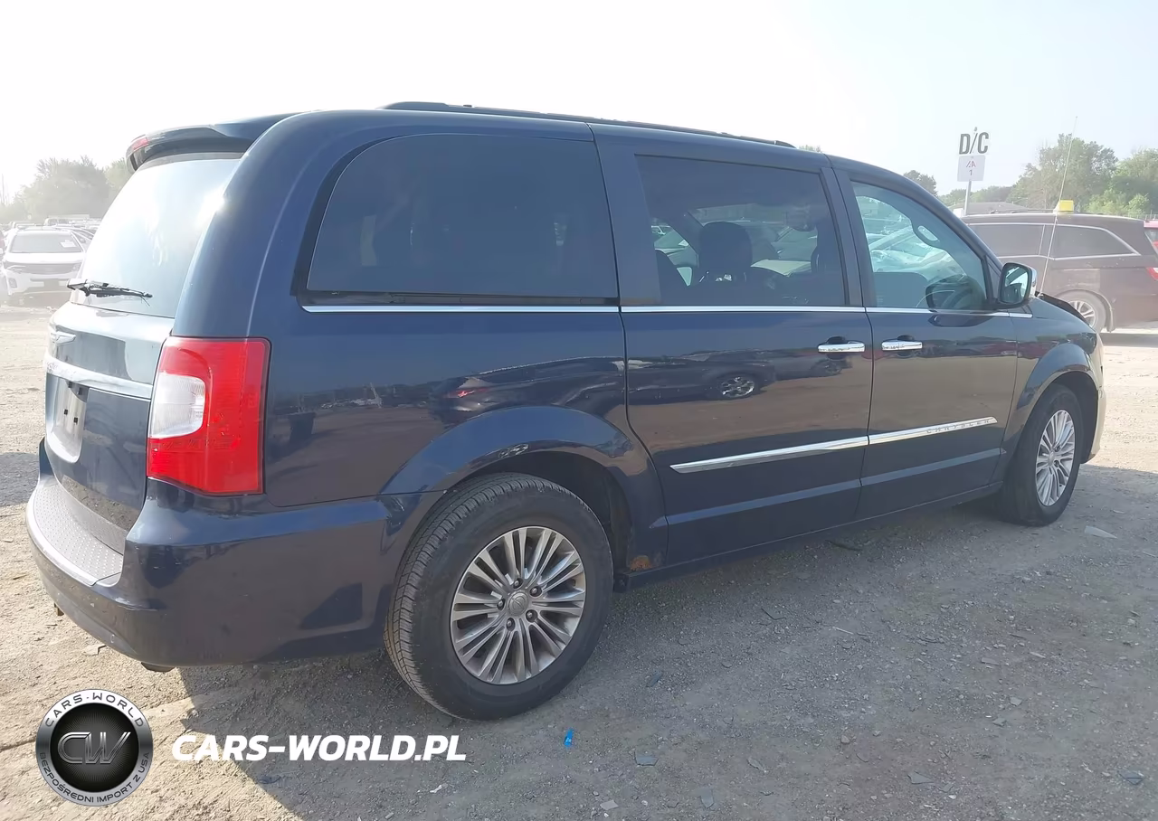 2013 Chrysler Town & Country Touring-L VIN:2C4RC1CG4DR757685 - 4