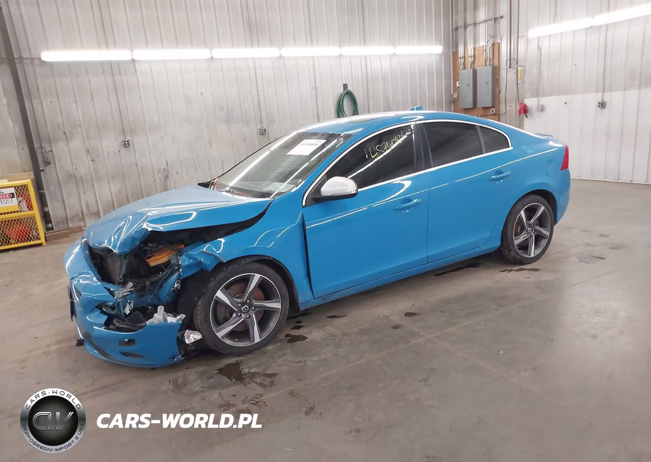 2015 Volvo S60 T6 R-Design Platinum VIN:YV1902TS5F1352293 - 2