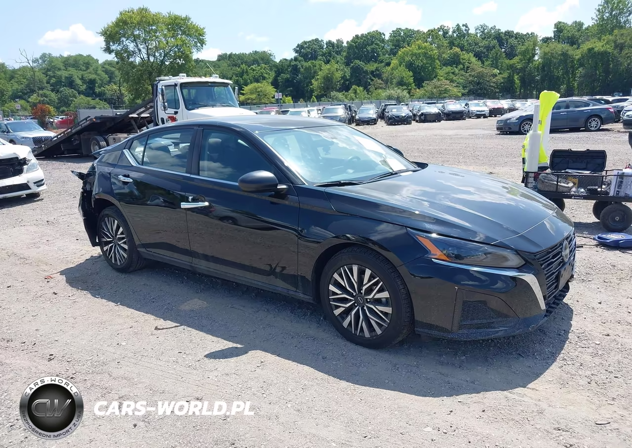 2024 Nissan Altima Sv Fwd