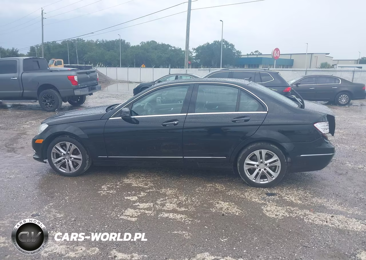 2014 Mercedes-Benz C 300 Luxury 4Matic VIN:WDDGF8AB1EA911571 - 15