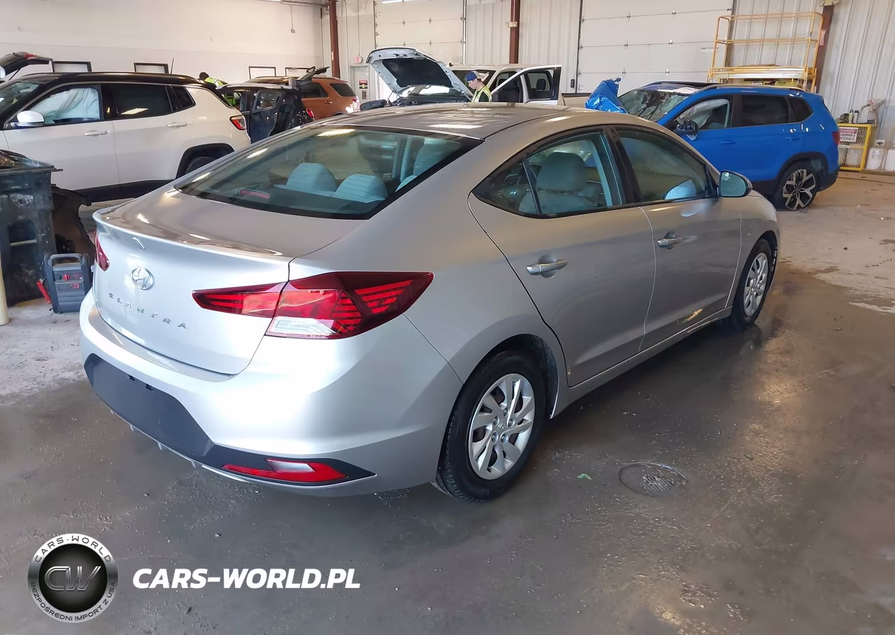 2020 Hyundai Elantra Se VIN:5NPD74LFXLH612489 - 4