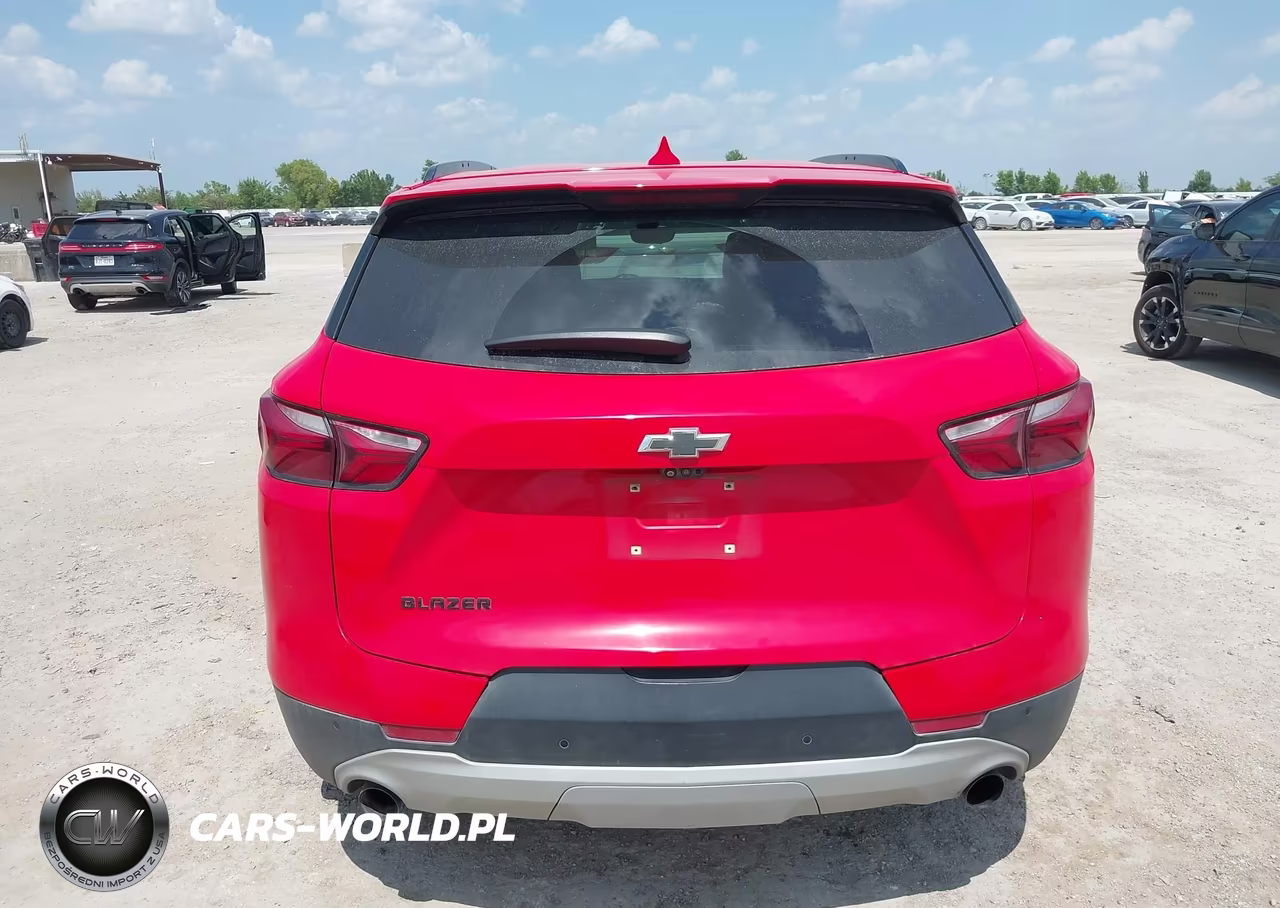2019 Chevrolet Blazer VIN:3GNKBDRS7KS666063 - 17