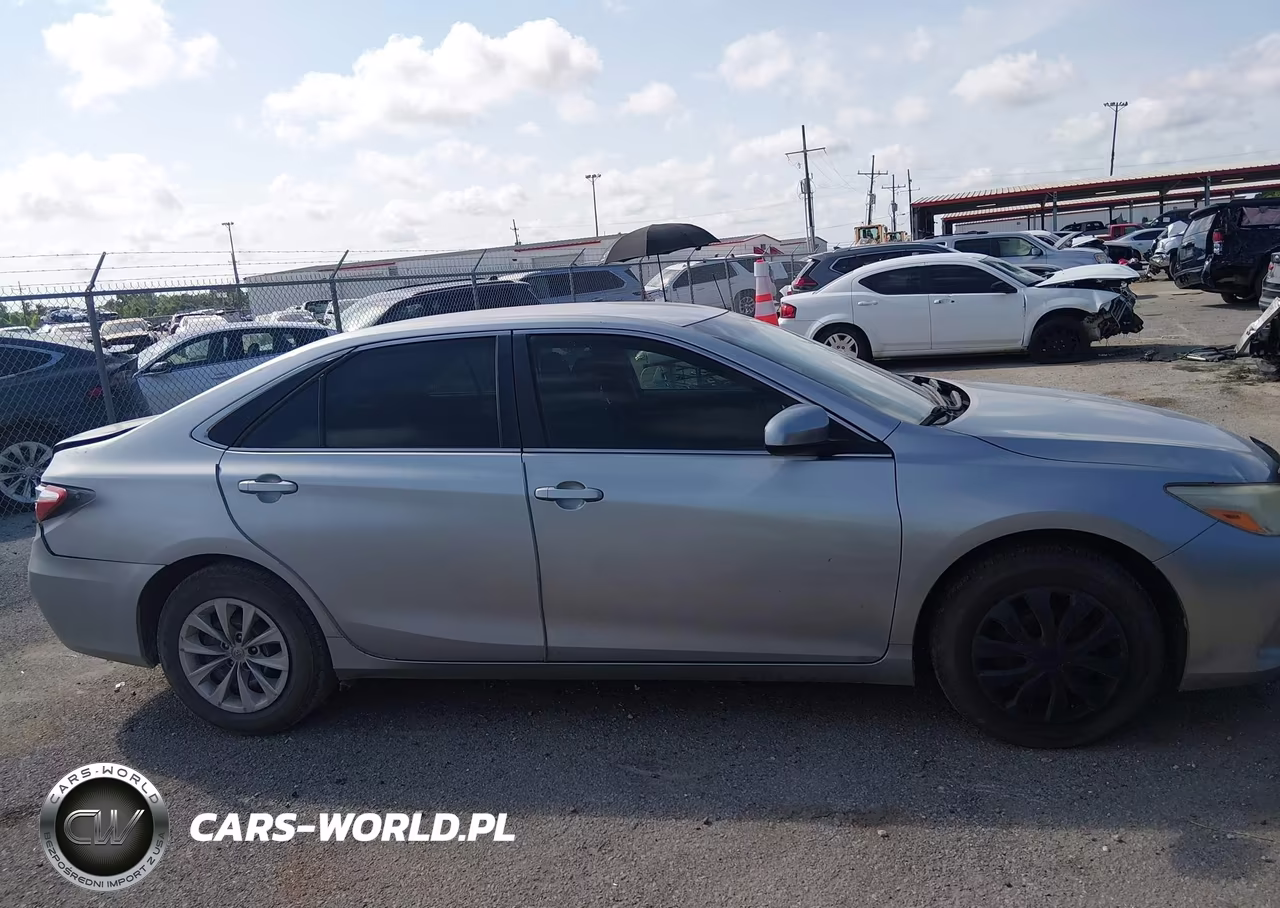 2016 Toyota Camry Le VIN:4T1BF1FK0GU513253 - 13