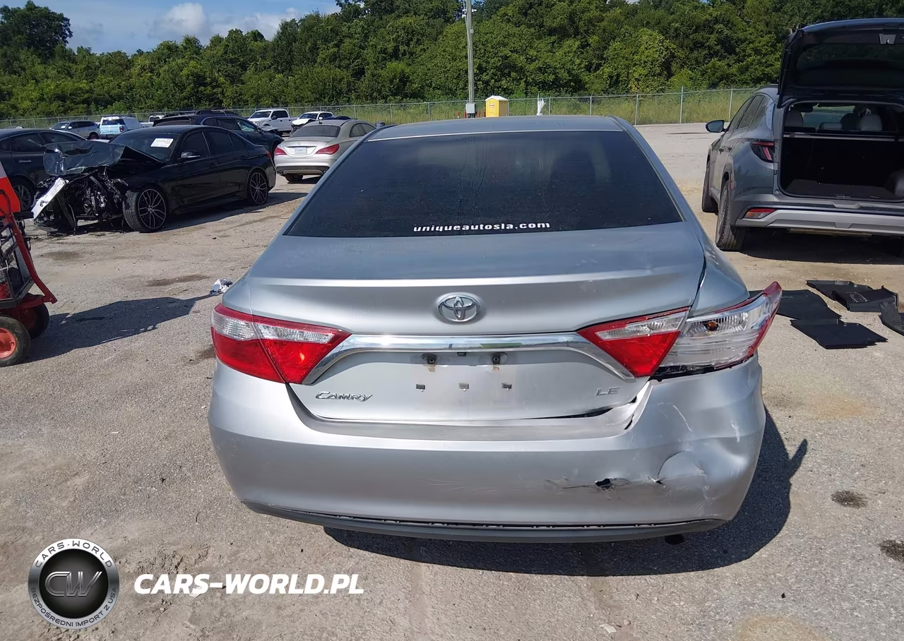 2016 Toyota Camry Le VIN:4T1BF1FK0GU513253 - 16