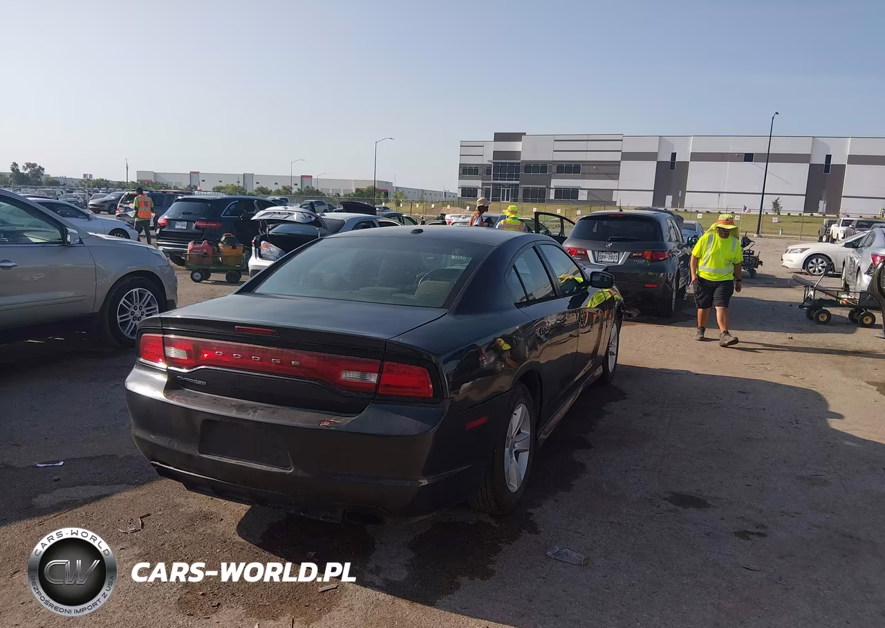 2014 Dodge Charger Se VIN:2C3CDXBG9EH187962 - 4