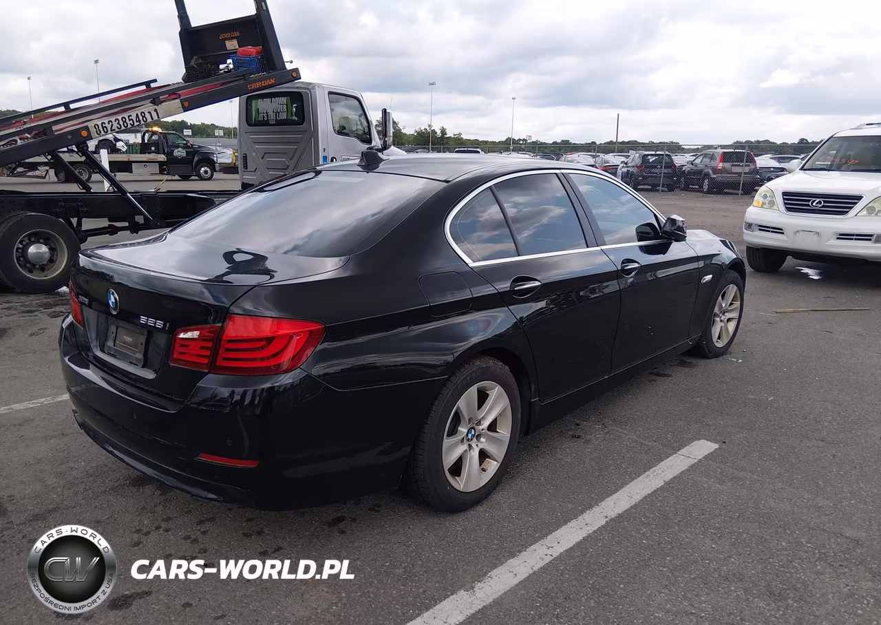 2013 BMW 528I xDrive VIN:WBAXH5C50DD114801 - 4