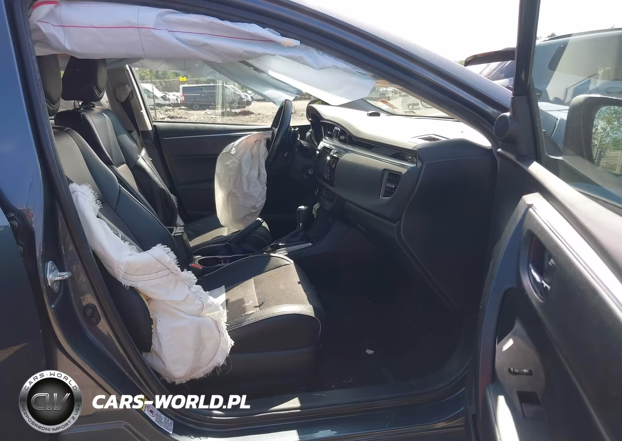 2015 Toyota Corolla S Plus VIN:2T1BURHE5FC448704 - 5
