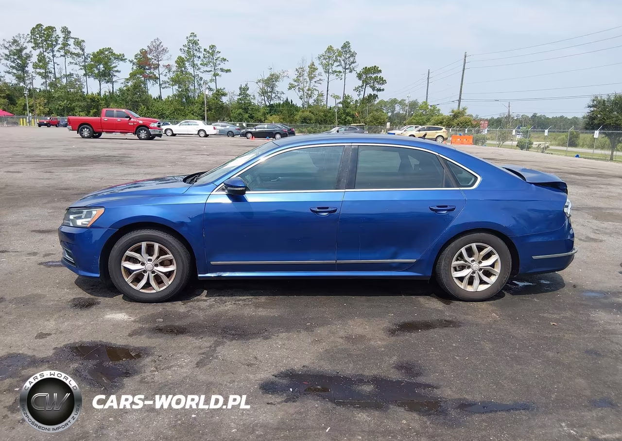 2017 Volkswagen Passat 1.8T S VIN:1VWAT7A3XHC041014 - 14