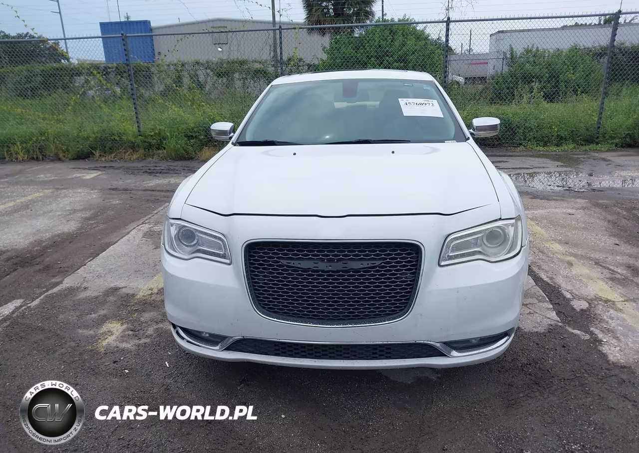 2016 Chrysler 300C VIN:2C3CCAEG4GH212278 - 12