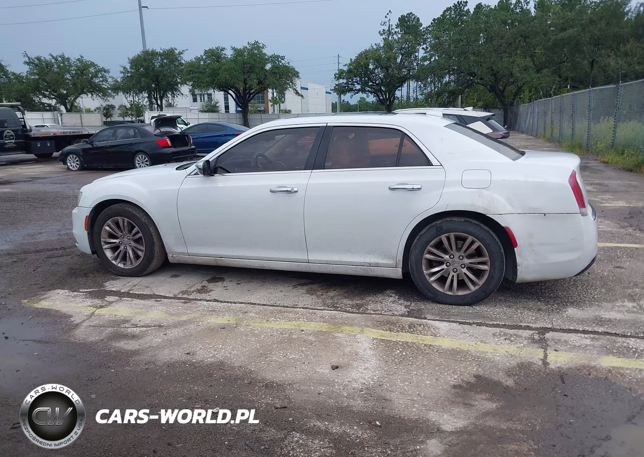 2016 Chrysler 300C VIN:2C3CCAEG4GH212278 - 14