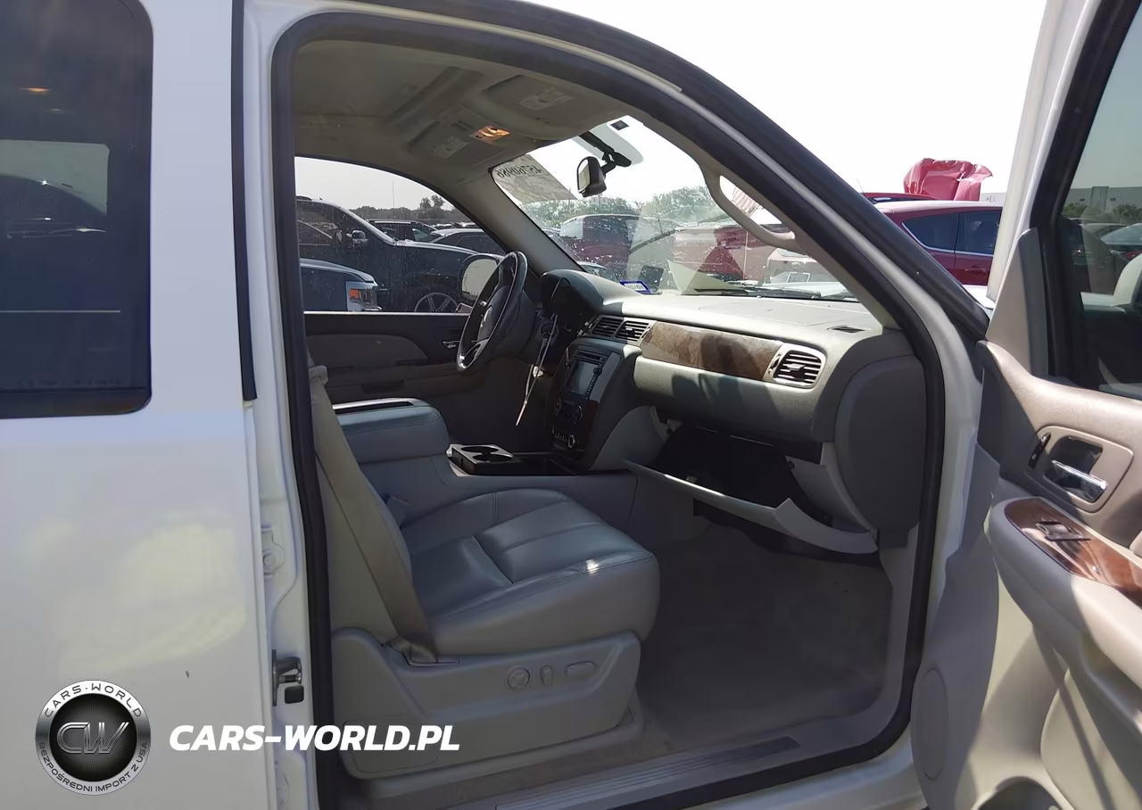 2007 Chevrolet Tahoe Lt VIN:1GNFC13027R309808 - 5