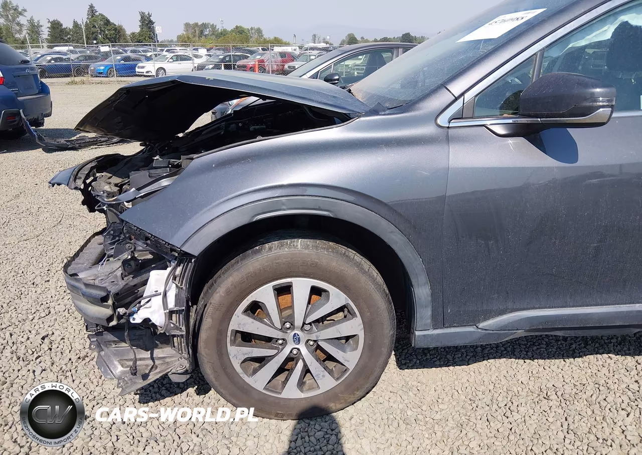 2020 Subaru Outback Premium VIN:4S4BTACC4L3195479 - 18